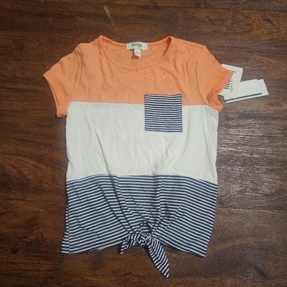 top - Picture 1 of 2